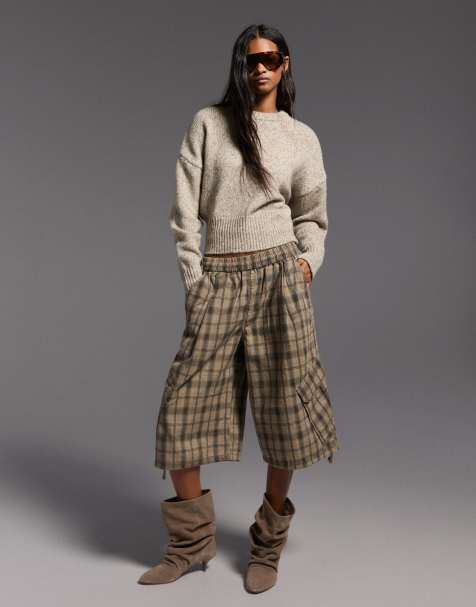 Bershka Check bermuda shorts in grey - view 1