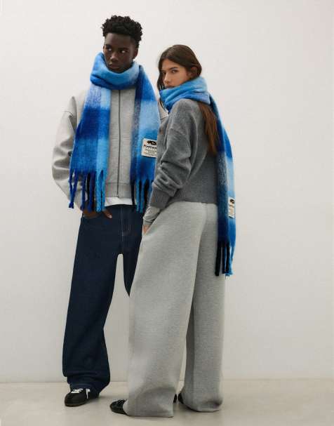 Bershka Check scarf in blue - view 1