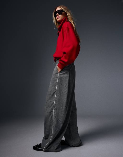 Bershka Checked pleat trousers in grey, 2 of 5