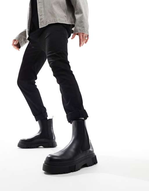 Bershka chelsea boot in black