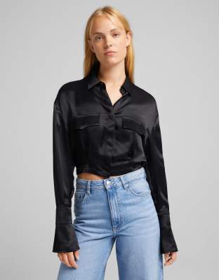 Chemise Bershka Satin Imprimé Animal - Taille L, Neuve Avec étiquettes, Manches Courtes