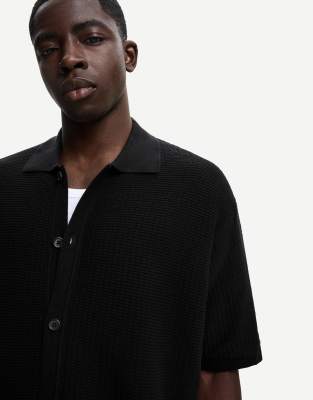 Bershka - Chemise texturée à manches courtes - Noir