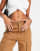 Thumbnail 4 van 4
