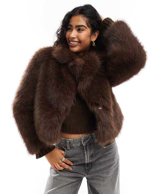 Bershka - Chokoladebrun jakke i imiteret pels