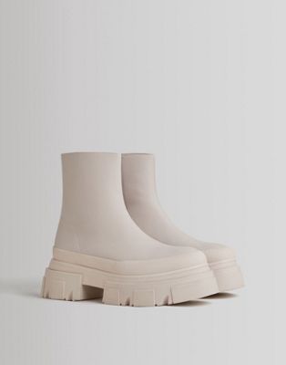 Bershka chunky ankle pull on ankle boots in cream | ASOS