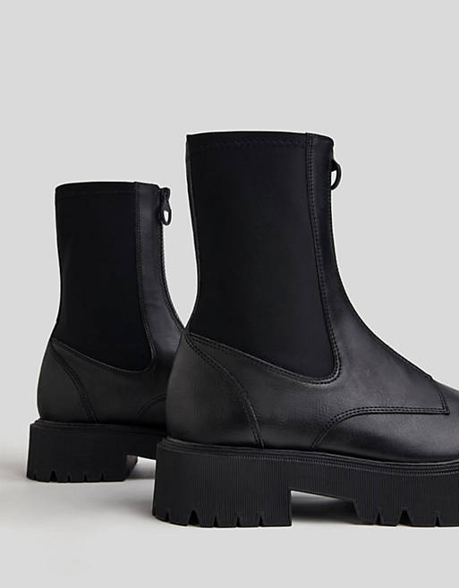 Women Boots/Bershka chunky ankle pull on ankle boots with zip front in black 