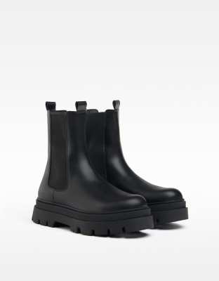 bershka zip front chelsea boot in black