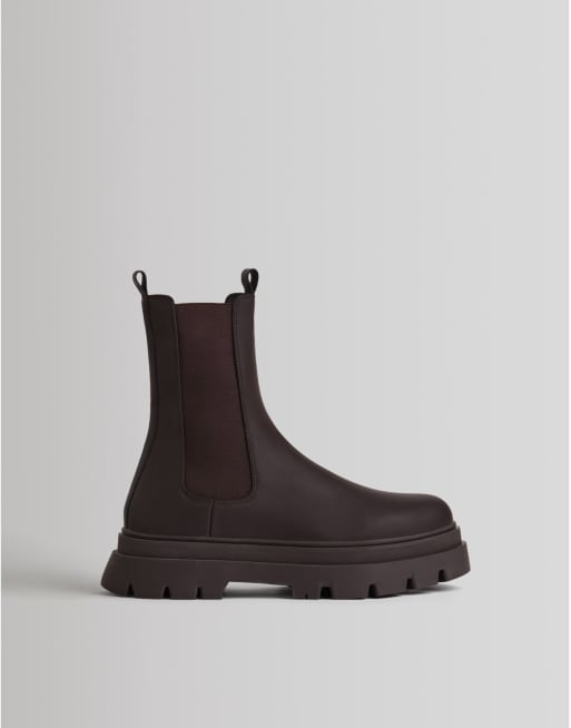 Bershka chunky chelsea boot in brown