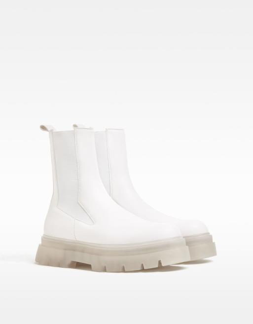 White 2024 boots bershka