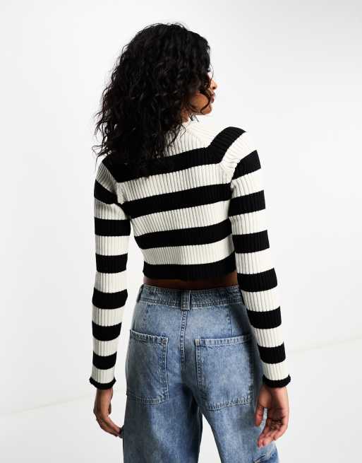 Black and white cropped jumper sale