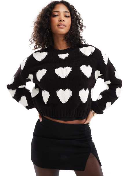 Bershka chunky heart pattern jumper in black - view 1
