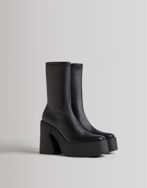 Fitted high-heel platform ankle boots. - Shoes - Women