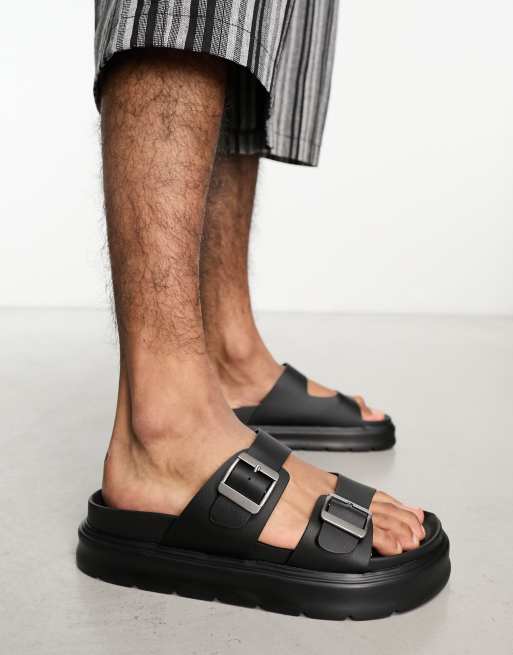 Bershka Chunky sandaler med remme i sort ASOS