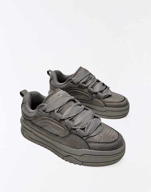 Bershka Chunky Skate-Sneaker in Grau, 6 von 7