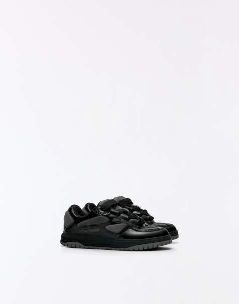 Bershka Chunky skate trainers in black - view 1