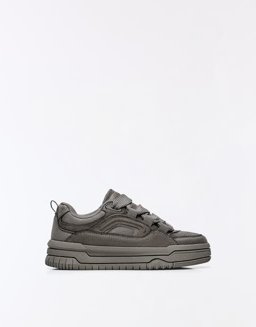 Bershka Chunky skate trainers in grey, 3 of 7