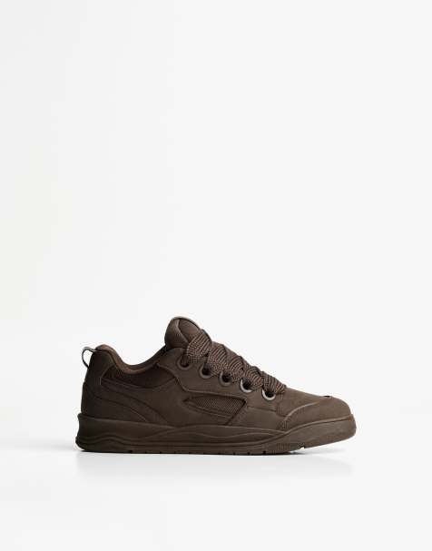 Bershka Chunky skater trainers in brown - view 1