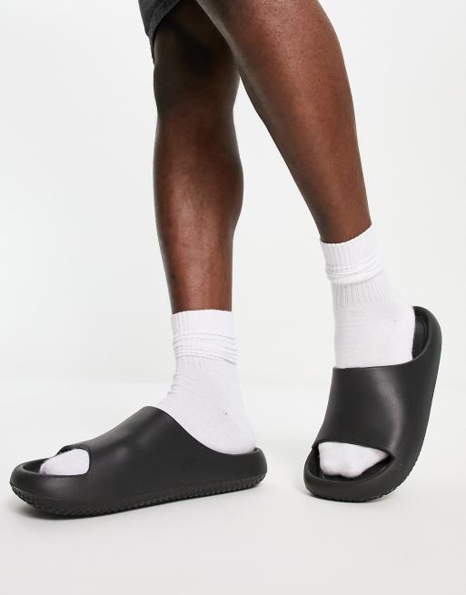 Bershka chunky slider in black | ASOS