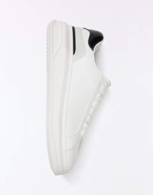 Bershka Chunky Sneaker mit Detail in Weiß, 7 von 7