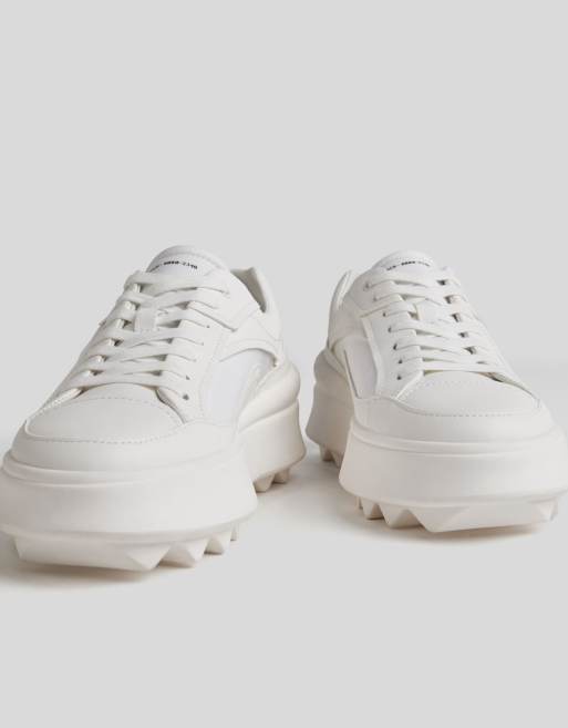 Bershka chunky sole 2025 trainer in white