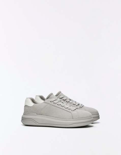 Bershka Chunky sole trainers in grey - view 1