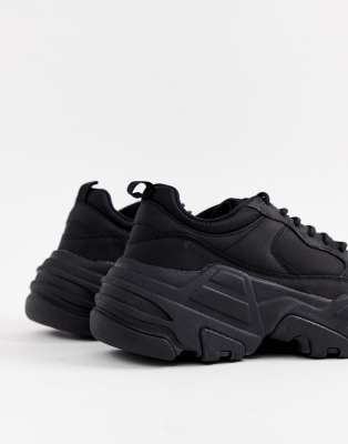 Bershka chunky trainer in black | ASOS