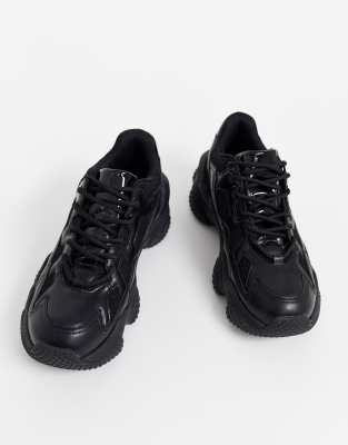 bershka chunky trainer in black