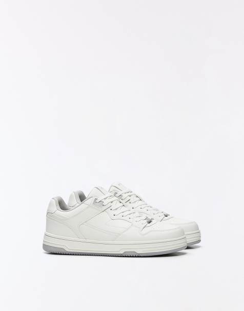 Bershka Chunky trainers in white - view 1