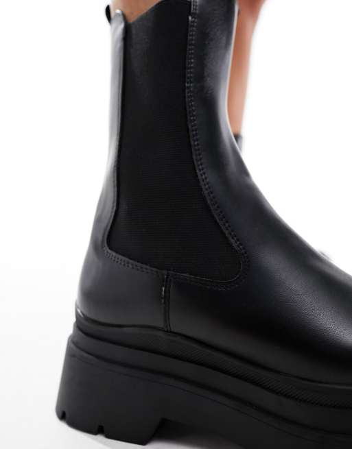 Bershka leather track sole best sale ankle boots