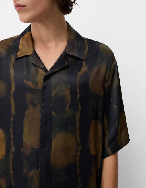 Bershka Collection boxy abstract shirt in khaki, 3 of 4