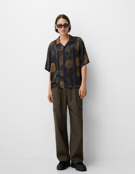 Bershka - Collection - Kakigrøn skjorte med abstrakt print i firkantet pasform, 2 af 4