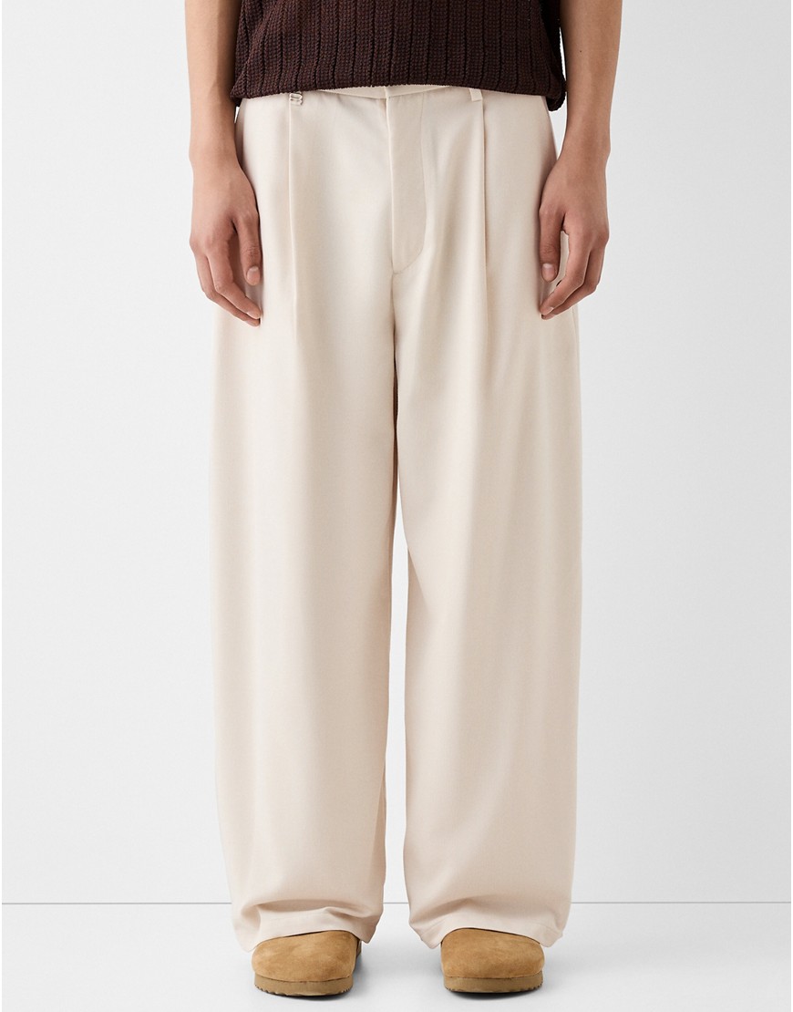 Bershka Collection wide tailored trouser in ecru-Neutral