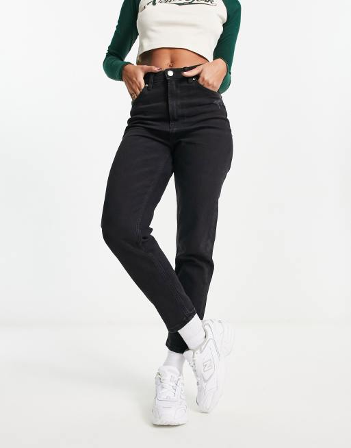 HUGO - Slim-fit mom jeans in black stretch denim