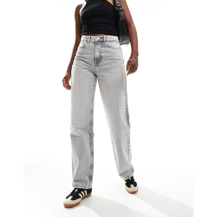 Bershka comfort fit mom jeans in gray | ASOS