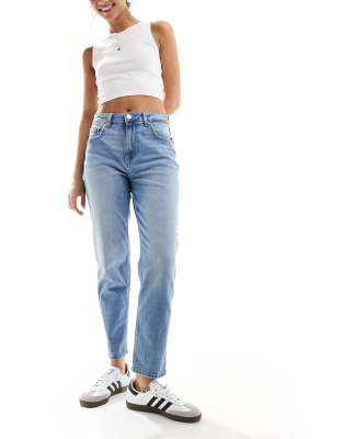 Bershka comfort fit mom jeans in light blue