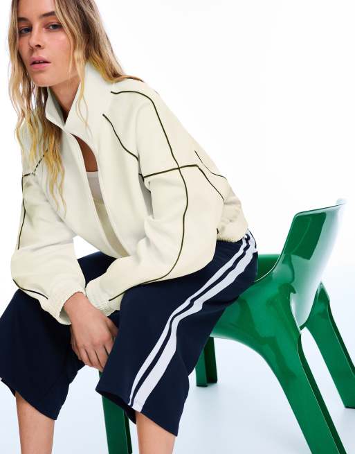 Bershka Contrast high neck jacket in ecru, 2 of 5