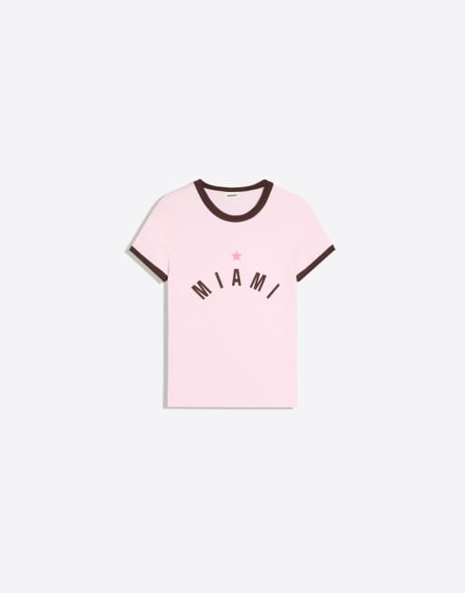 Bershka Contrast print fitted t-shirt in pink, 5 of 5