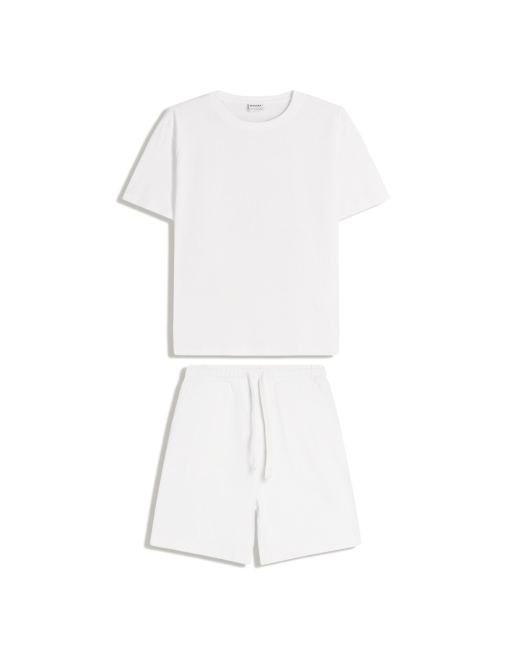 Bershka – Coordinated – Set mit T-Shirt und Shorts in Weiß, 3 von 4