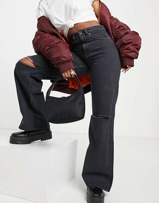 Bershka cotton wide leg 90s jeans with knee rip in black Bershka cotton wide leg 90s jeans with knee rip in black