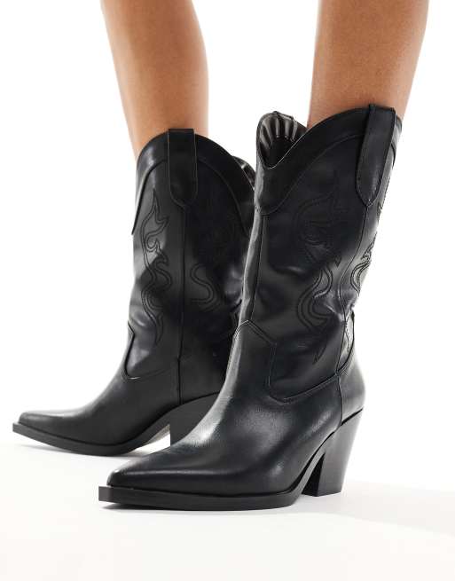 Lucchese Bootmaker Official Website | Cowboy Boots and