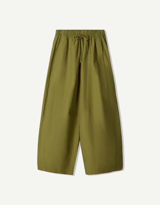 Bershka - Pantalon bouffant court - Kaki