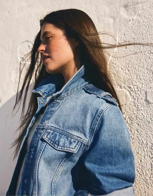 Bershka cropped denim jack in middenblauw, 2 van 5