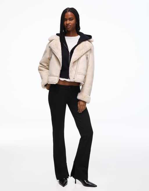 Bershka Cropped double-faced biker jacket in ecru, 4 of 5
