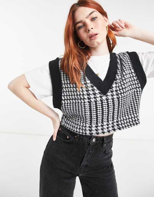Bershka cropped fluffy dogtooth vest in mono