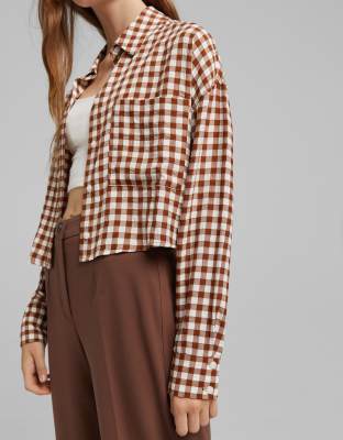 Bershka Cropped Gingham Shirt In Brown