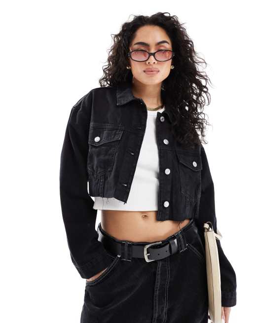 Bershka – Cropped Jeansjacke in Schwarz