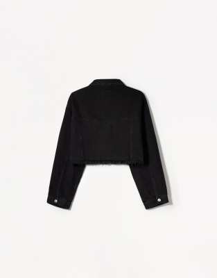 Bershka - Cropped Jeansjacke in Schwarz