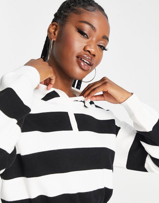 https://images.asos-media.com/products/bershka-cropped-polo-top-in-black-white-stripe/203914160-3?$n_550w$&wid=550&fit=constrain