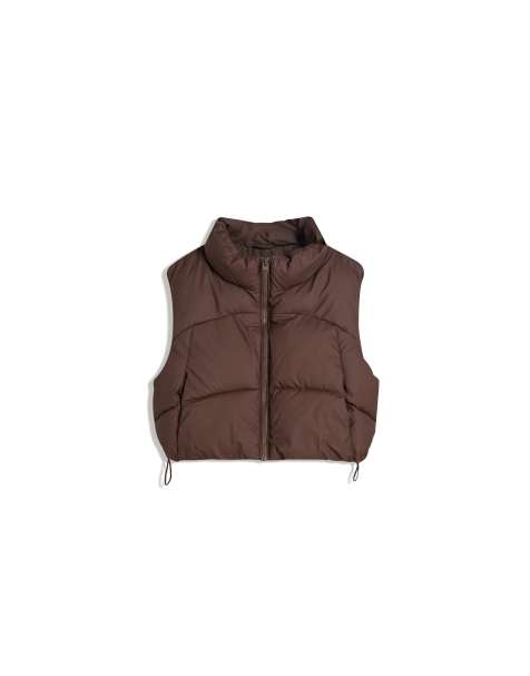 Bershka Cropped puffer gilet in brown - view 1