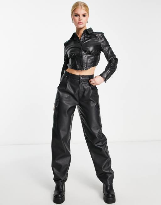 Bershka – Czarna gorsetowa koszula z imitacji skóry, 4 z 4